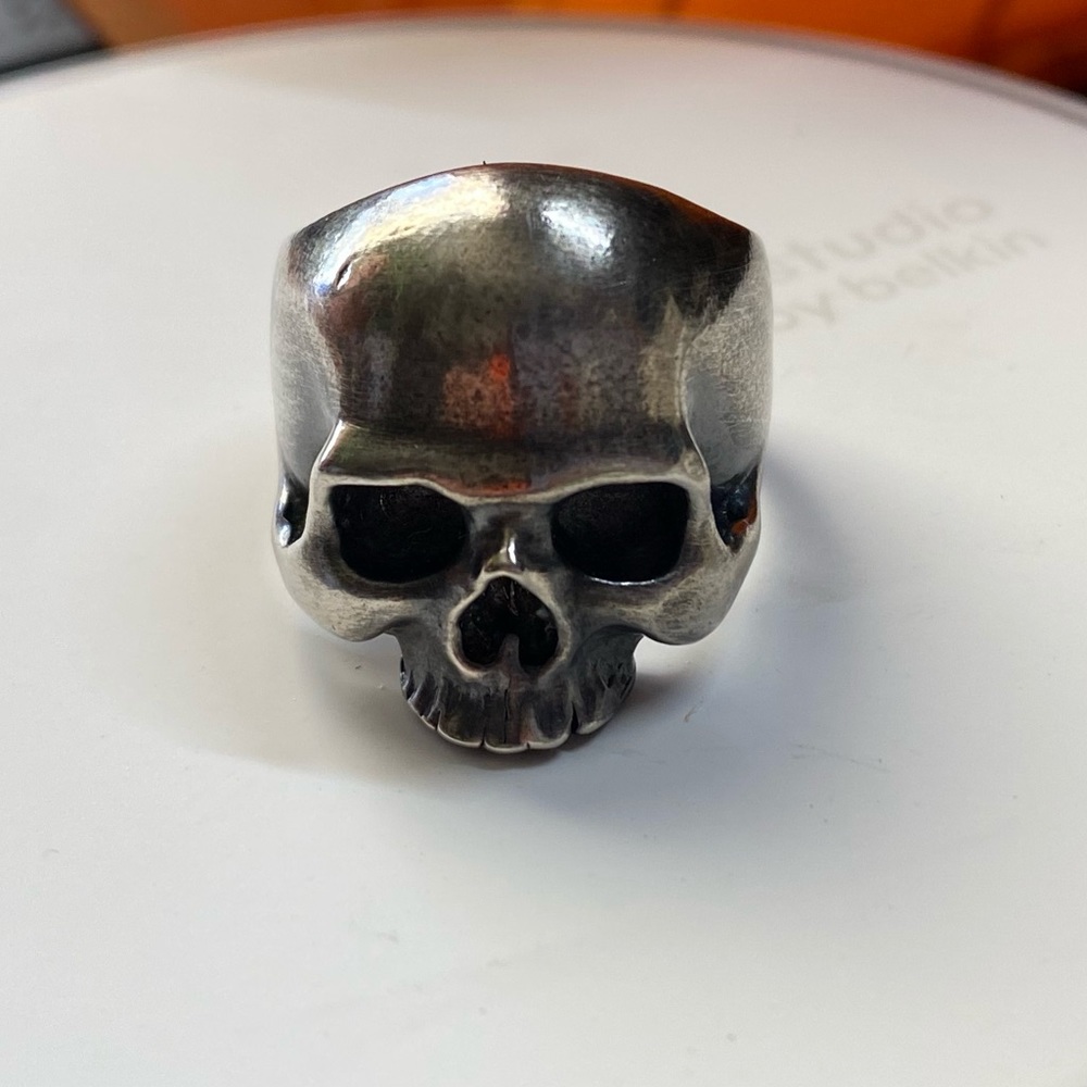 Men’s Sterling Silver Skull ring Sz. 9 retail $150